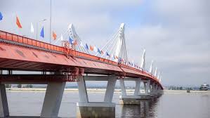 russia china unveil first road bridge