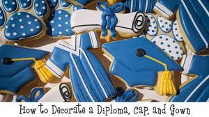 diploma cap and gown cookie