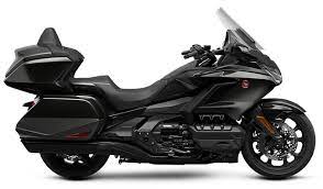 Introduced at the cologne motorcycle show in october 1974, the gold wing went on to become a popular model in north america, western europe and australia. 2021 Gold Wing Overview Honda
