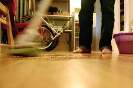 laminate floors clean naturally