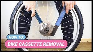Bike Cassette Removal - YouTube