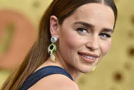 Submitted 4 days ago by lukeallen7777777. Emilia Clarke 4 Things You Need To Know Mille