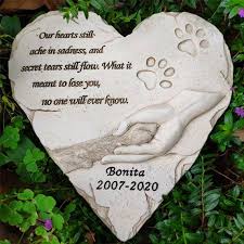 Heart Shaped Dog Pet Memorial Stonespet