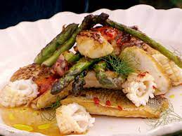 pan cooked asparaguixed fish