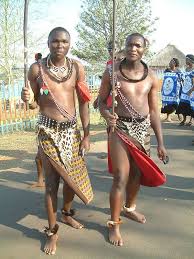 I am a single lady i need a serious man,, because i feel 2 people can make workwhile. Young Swazi Men And Women Behind Them National Clothes African Traditional Dresses African People