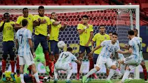 Dibu martínez recurrió a todas las recursos para desestabilizar a los jugadores de colombia que se paraban frente a él en la definición por penales de la semifinal de la copa américa. Tgwc Rf1ew3j4m