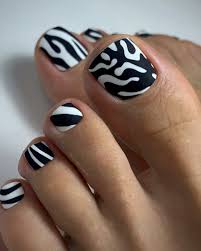 toe nail designs to try in 2023