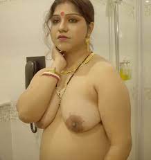 Desi bhabhi nude photo