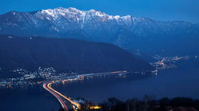 Como situated on the border of italy and switzerland offers a unique opportunity to visit two countries essentially at the same time. Switzerland Keeps Border To Italy Open Directs Traffic Over Main Crossings Rt Newsline