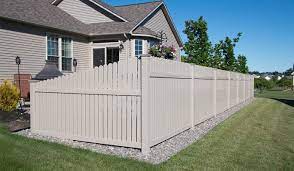 house and fence color combinations