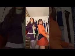 This is meninas dançando funk(1). Luba De Velma E Nina De Daphne Dancando Youtube Velma Youtube Daphne