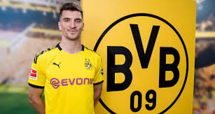 Erling haaland (borussia dortmund) left footed shot from a difficult angle on the left to the bottom right corner. Borussia Dortmund Sign Thomas Meunier Bvb De