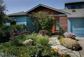 simple ranch style front yard landscape
