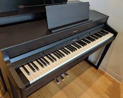 Roland Hp702 Hp704 Lx705 Lx706 Lx708 Digital Pianos Review