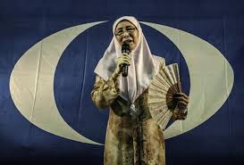 Culture trip explores the 16 regions and states in malaysia. Malaysia Anwar Ibrahim S Wife Poised To Head Richest State