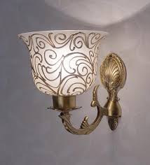 Traditional Brass Wall Light With