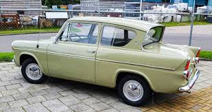 Nord anglia education is the world's leading premium schools organisation. Ford Anglia De Luxe 1960 Vintage Cars In Auto Motor Klassiek England Ford Ford Anglia