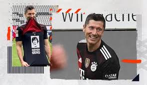 Check out our lewandowski poster selection for the very best in unique or custom, handmade pieces from our wall décor shops. Fc Bayern Robert Lewandowski Stellt Torrekord Von Gerd Muller Ein