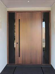 Modern door hardware is becoming more and more popular these days, so we've done our best to expand this growing category with great products one of the main questions we have from customers seeking modern door hardware is what to do on exterior doors. Image Result For Modern Black Front Door Hardware Moderne Eingangstur Moderne Turgriffe Moderne Turen