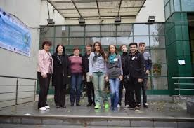 CNIV 2014 evidenţiază colaborarea profesor – elevi/studenţi - Elearning în România