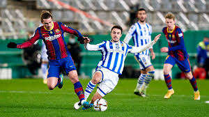 Very hard match for barcelona, but sociedad could never win against them, so 1:1, 1:2 or 1:3. X9eap4bscufwxm