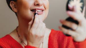 tips pakai makeup saat wajah berjerawat