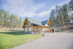 2 bedrooms + 1 bathroom. 3 Bedroom Cabin With Spectacular Views Mickelson Trail Mt Rushmore 1880 Train Custer State Park Deadwood Rapid City Hill City Keystone Black Hills National Forest Cabin Rentals Crazy Horse Harney Peak Black