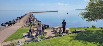 romantic things to do in two harbors, mn