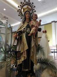 Y las fiestas en honor a la virgen del carmen son celebradas el 16 de julio. Virgen Del Carmen By Sara Maria Vaccaro Saravaccaro Cathopic