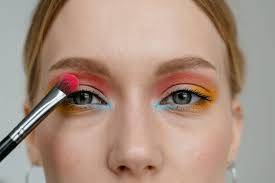 become a makeup artist become a