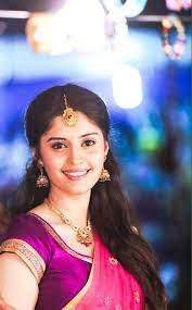 You are viewing a picture of actress surbhi. Pin On Surabhi