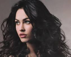 Caucasians with natural black hair and pale skin is a fairly rare but beautiful occurrence. Makeup For Black Hair Blue Eyes And Fair Skin Black Hair Pale Skin Dark Hair Blue Eyes Black Hair Blue Eyes