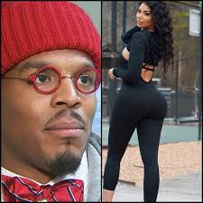 He won the regular season mvp award in 2015 and has an estimated net worth of $45. Cam Newton Leaves The Mother Of His Four Kids To Find Love With Model La Reina Shaw Blacksportsonline