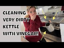 cleaning your kettle with vinegar