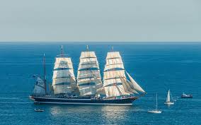 5 Biggest And Magnificent Sailing Ships Of All Time