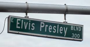 Happy Birthday Elvis! Now fans can snap a selfie on Elvis Presley Boulevard  in Las Vegas - Los Angeles Times