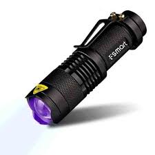 Top 10 Best Uv Black Light Flashlights For Scorpions And Pets Black Light Flashlight Light Flashlight Uv Flashlight