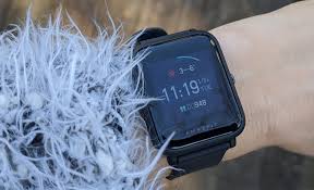 This smartwatch weighs in at 32g and has a 1.28 lcd display with a plastic body. Huami Amazfit Bip Lite Smartwatch Review No Gps But Super Cheap Notebookcheck Net Reviews