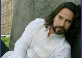 So was the power of Mexican singer Marco Antonio Solis, whose love radiated throughout Nokia stadium where he sang to 18,000 Hispanics, and me. - marco_antonio_solis