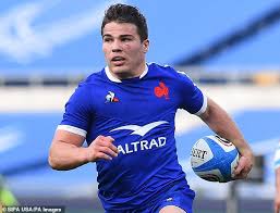 The six nations loves an emerging star and france certainly have one in their. Six Nations England Will Have Their Hands Full Trying To Tame France S Dupont Ntamack And Vakatawa Aktuelle Boulevard Nachrichten Und Fotogalerien Zu Stars Sternchen