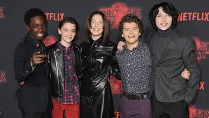 stranger things 2 premiere l a turns
