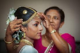 sri lankan sinhalese wedding traditions