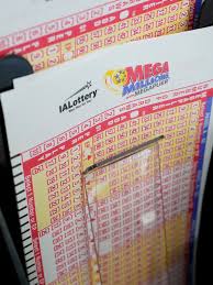 Any mega millions jackpot can be won by mega millions is a drawing that occurs twice each week and gives players the opportunity to win a jackpot or jackpot winners will choose annual payout or cash option when they claim their prize. Mega Millions Jackpot Rises To 750 Million After No Winner Wrgb