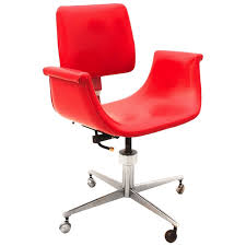 Alibaba.com offers 1,916 red desk chairs products. Mid Century Modern Red Vintage Swivel Desk Chair Italy 1950 For Sale At 1stdibs