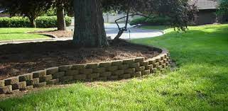 Align Blocks In A Curved Retaining Wall