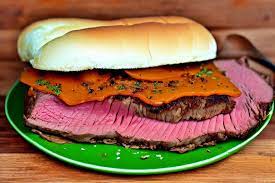 how many carbs are in arby s roast beef