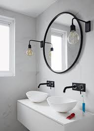 19 black and white bathroom ideas for a