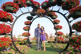 love shoot at dubai miracle garden