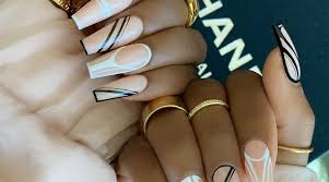 Nail art is suitable for leg also. 10 Acrylic Nail Designs For Every Type Of Aesthetic