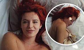 Bella Thorne poses topless in bed in sexy photographs taken by her fiancé  Benjamin Mascolo | Daily Mail Online